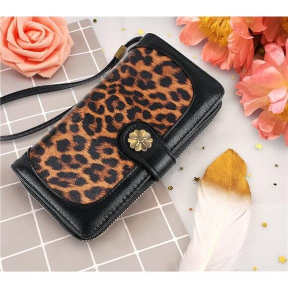 Wallets Multi Card Holder Clutch Leopard - Picture 1 of 7
